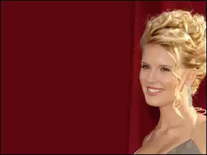 Kok, Maggie Grace, Blond