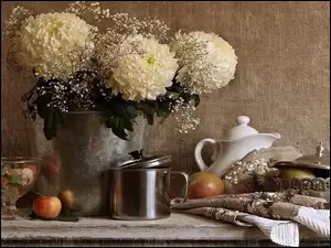 Białe, Jabłuszka, Piwonie, Naczynia