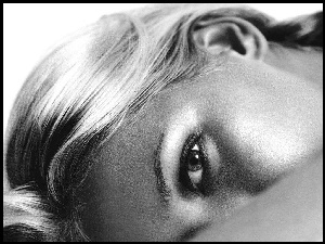 oko, Anna Kournikova, Kobieta
