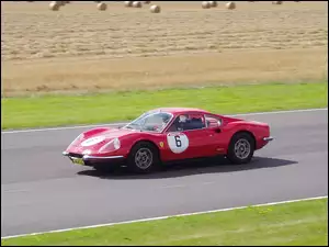Klasyczne, Czasowa, Ferrari Dino, Próba