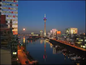 Noc, Dusseldorf, Port