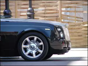 Rolls-Royce Phantom Drophead Coupe