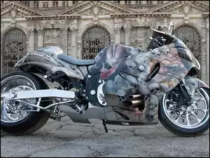 Plac, Motocykl, Zamek