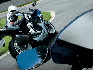 Motocyklista, Motor, Lusterko