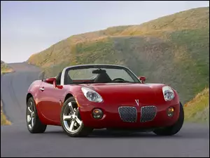 Wzgórza, Pontiac Solstice, Droga