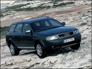 Czarne, Audi Allroad