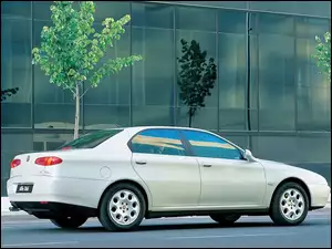 Alfa Romeo 166