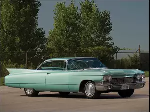 Zabytkowy, Cadillac DeVille, Samochód