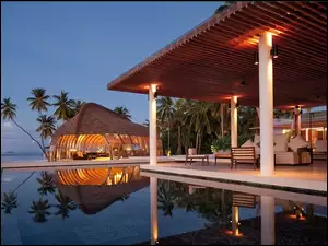 Palmy, Hotel, Basen