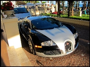 Bugatti Veyron, Ulica