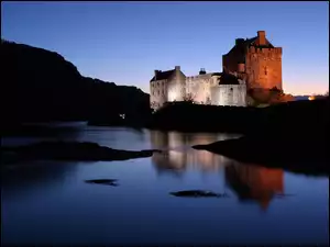 Zamek, Noc, Eilean Donan, Szkocja
