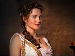 Lucretia - Lucy Lawless, Spartakus