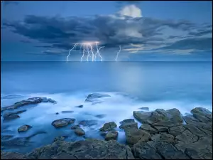 Burza, Morze, Kamienie
