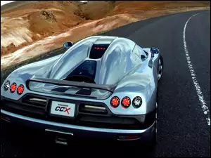 Wzgórza, Koenigsegg CCX, Droga