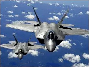 Dwa, Chmurami, F22 Raptor, Ponad