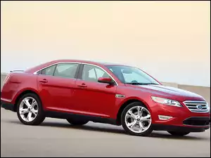 Ford Taurus, Sedan