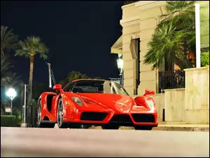 Czerwone, Ferrari Enzo