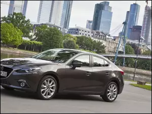 Rzeka, Mazda 3, Miasta, Zdjęcie, Wieżowce