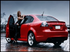 Parking, Dziewczyna, Pontiac G8