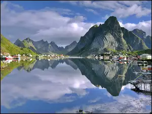 Lofoty, Reine, Góry, Morze