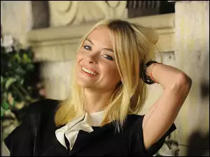 Tatuaż, Jaime King, Uśmiech, Blondynka, Bransoletki
