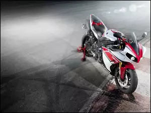 R1, Yamaha, YZF