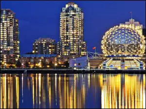 Drapacze Chmur, Telus World Of Science, Vancouver, Noc