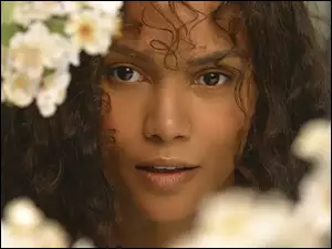Halle Berry, ładna, buzia