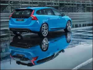 Volvo, Odbicie, V60, Kałuża