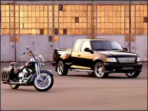 Ford F, Motor
