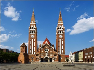 Plac, Drzewa, Kościół, Budynki