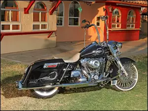 Harley-Davidson, Road-King 2012