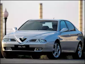Alfa Romeo 166