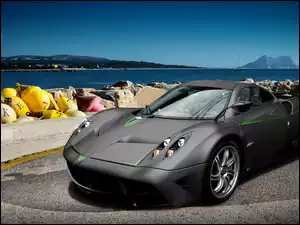 Pagani, Brzeg, Huayra, Morze