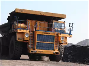 Ciężarówka, Pył, BelAZ 75710, Kamieniołom