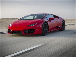 Mknący czerwony Lamborghini Huracan LP 580-2