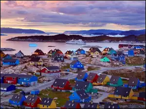 Miasto, Grenlandia, Domy, Statek, Kolorowe, Ocean