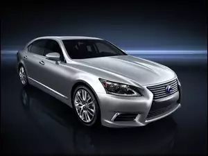 Lexus, LS 600