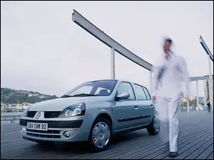 Falstart Clio 2