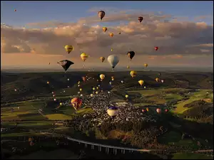Niebo, Balony, Pola