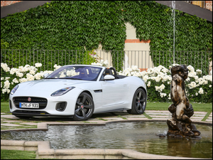 Sportowy Jaguar F-Type 400