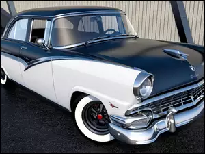 Zabytkowy Samochód 1956 Ford Fairlane Town Sedan