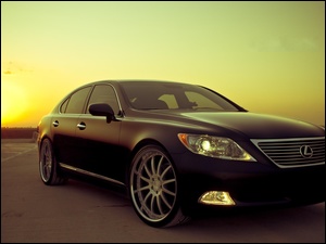 LS460, Lexus