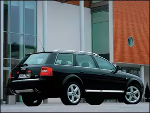 Czarne, Audi Allroad