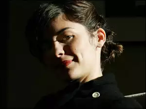 Audrey Tautou, czarny strój