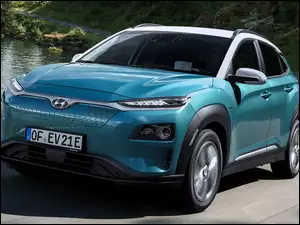 Hyundai Kona na drodze