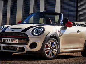Mini John Cooper rocznik 2019