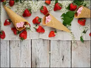 Kwiaty, Rożki, Truskawki, Lody, Wafle