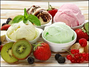 Miseczki, Owoce, Porzeczka, Lody, Jeżyny, Truskawki, Kiwi