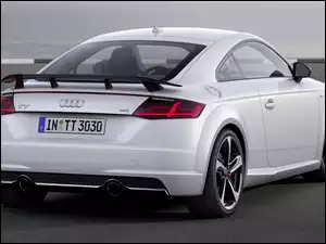 Audi TT tyłem